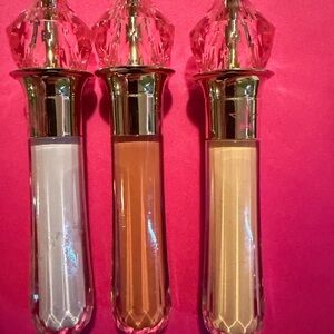 NWOB Jeffree Star Concealer Set with Pink and Gold Accents